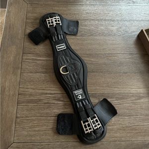 Majyk Dressage girth